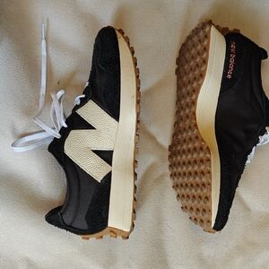 New Balance Black and Cream Casual Shoes